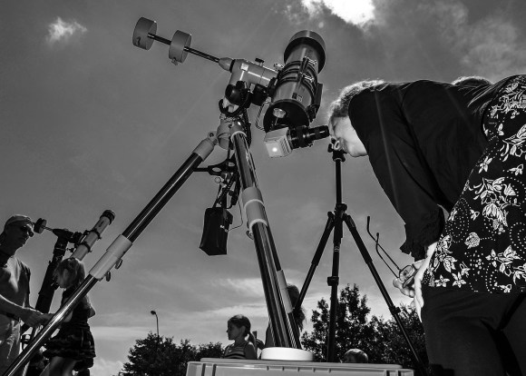Photo: Solar Telescopes Trained on the Eclipse - Credit: Dave Dreimiller